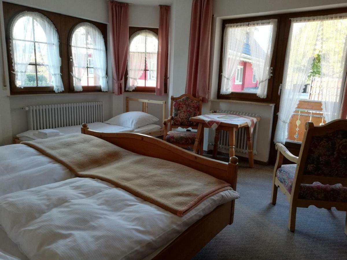 Gaestehaus Roessle Rötenbach المظهر الخارجي الصورة