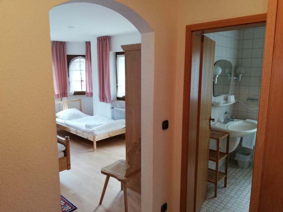 Gaestehaus Roessle Rötenbach المظهر الخارجي الصورة