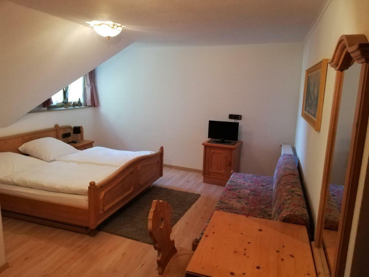 Gaestehaus Roessle Rötenbach المظهر الخارجي الصورة